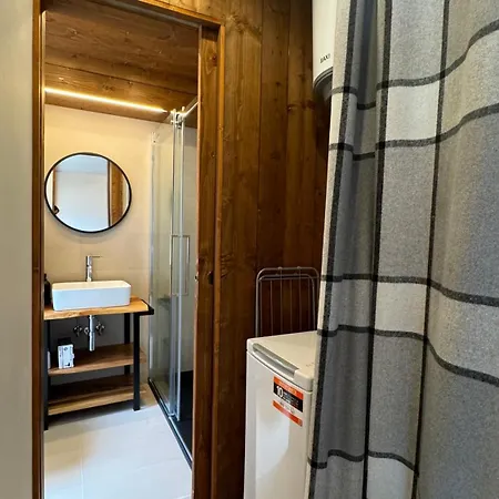 Hostdomus- Bear Apartment