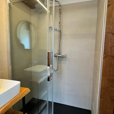 Hostdomus- Bear Appartamento *