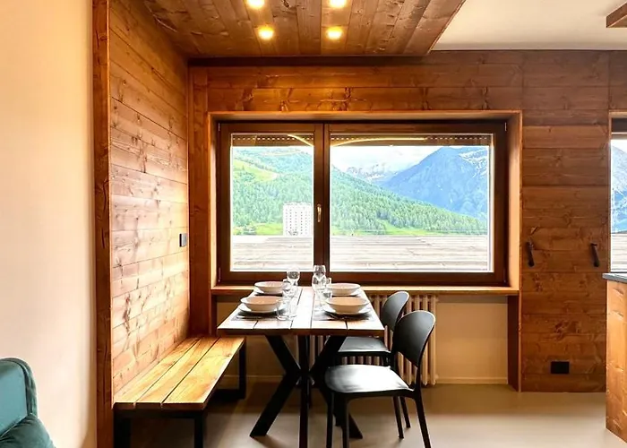 Hostdomus- Bear アパート